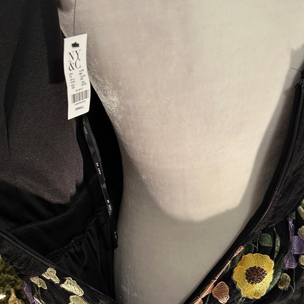 Floral Black Evening Dress by NY & C - Picture 11 of 12